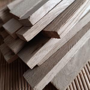 125 x Holzklötzchen Eiche rustikal 22 x 8 x16 mm